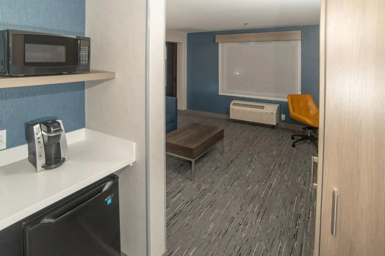 Holiday Inn Express & Suites Moose Jaw, an IHG Hotel