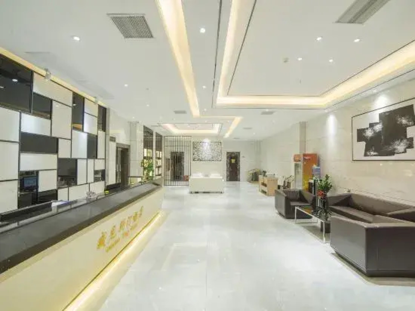 Baise Changle Business Hotel