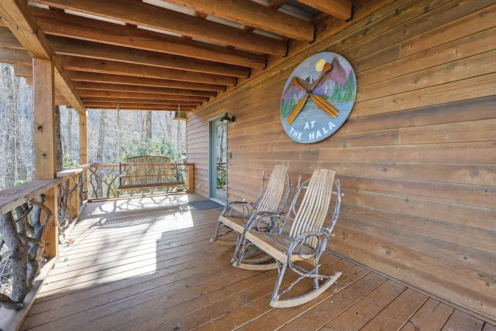 Bryson City Cabin: Deck & Mountain-view Hot Tub