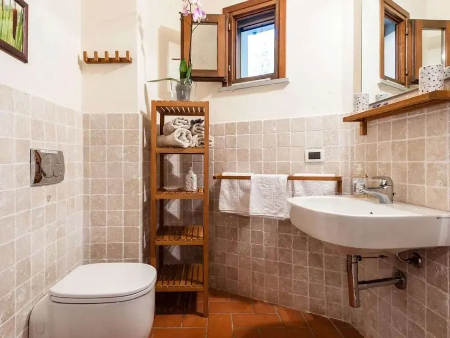 Casina Montenero Comfortable Holiday Residence