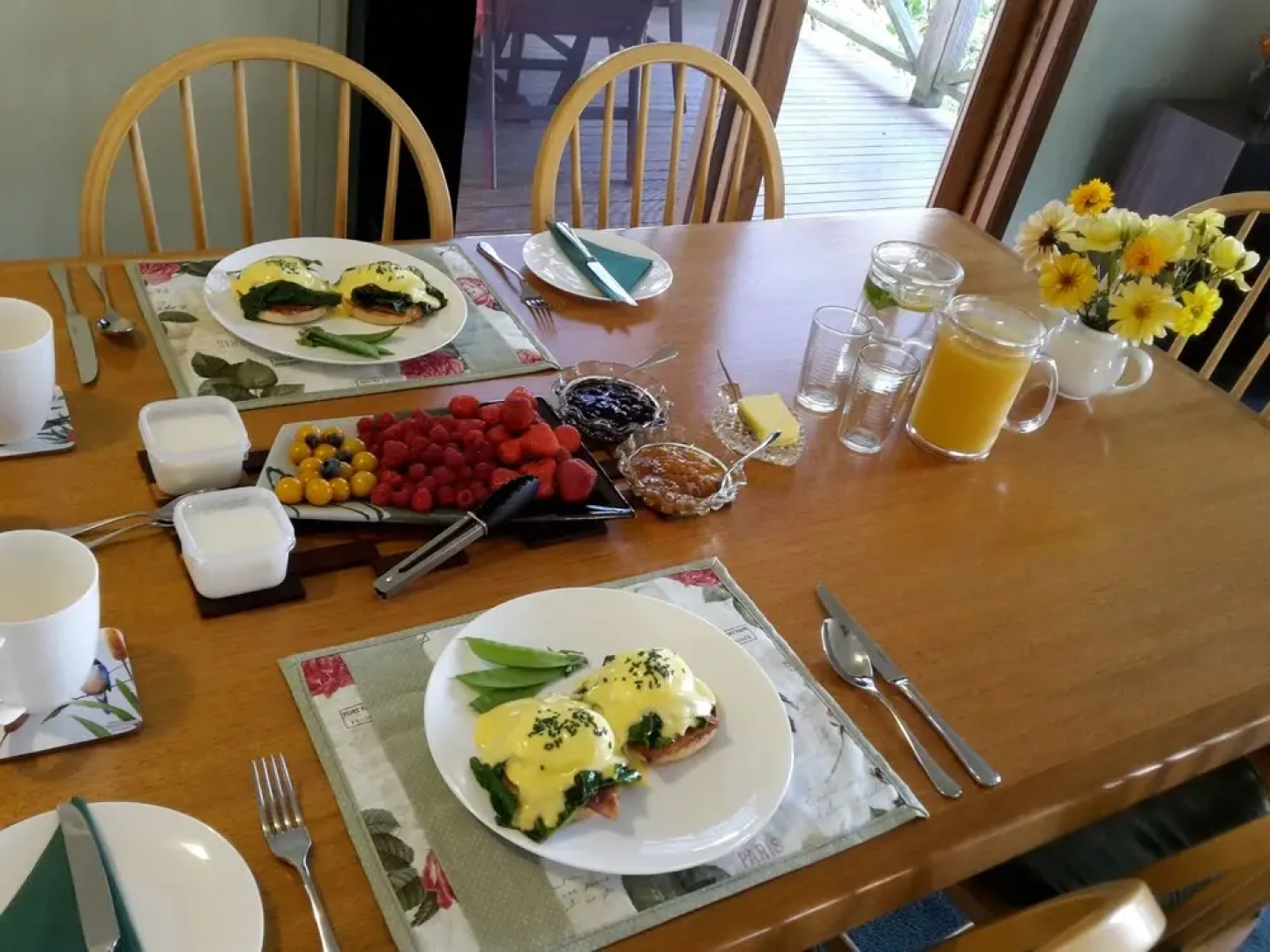 Eagle's Roost Farmstay B&B