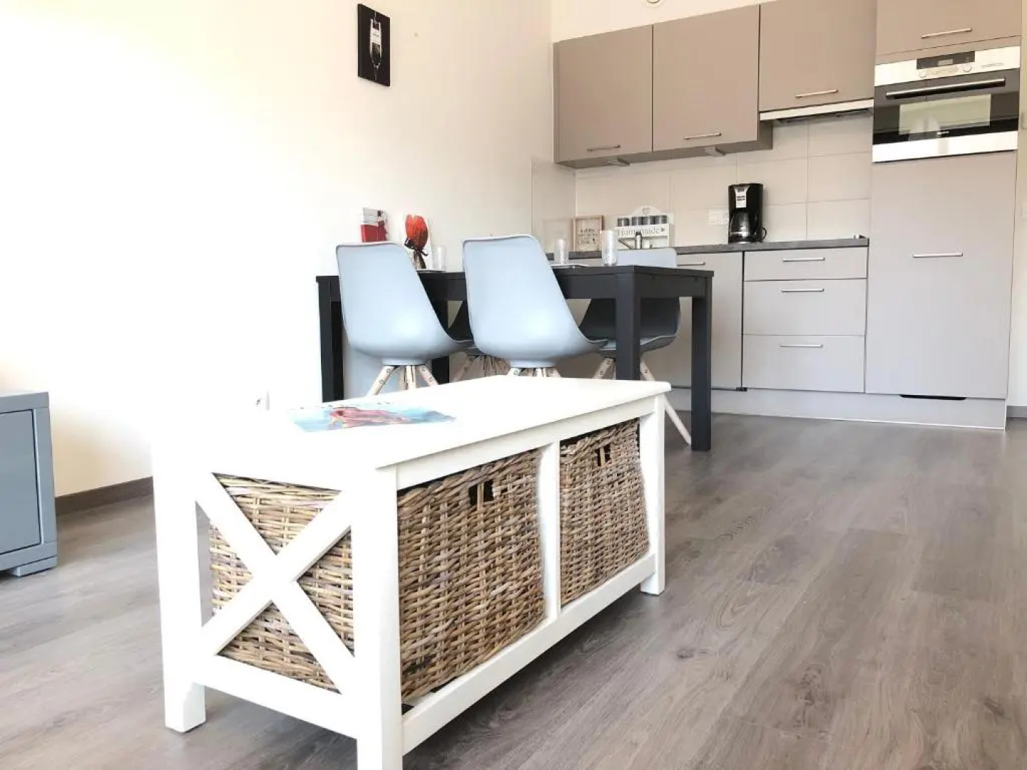 Crystal Residence - Pool & Beach