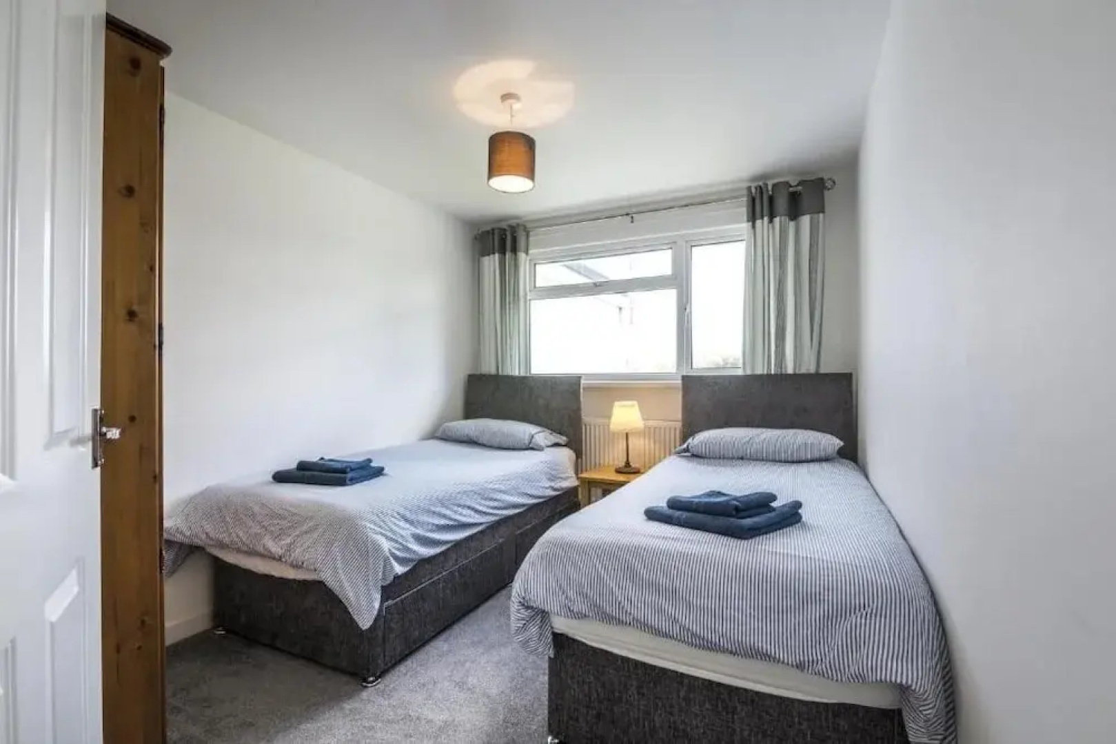 Little Hill - 3 Bed - Wisemans Bridge