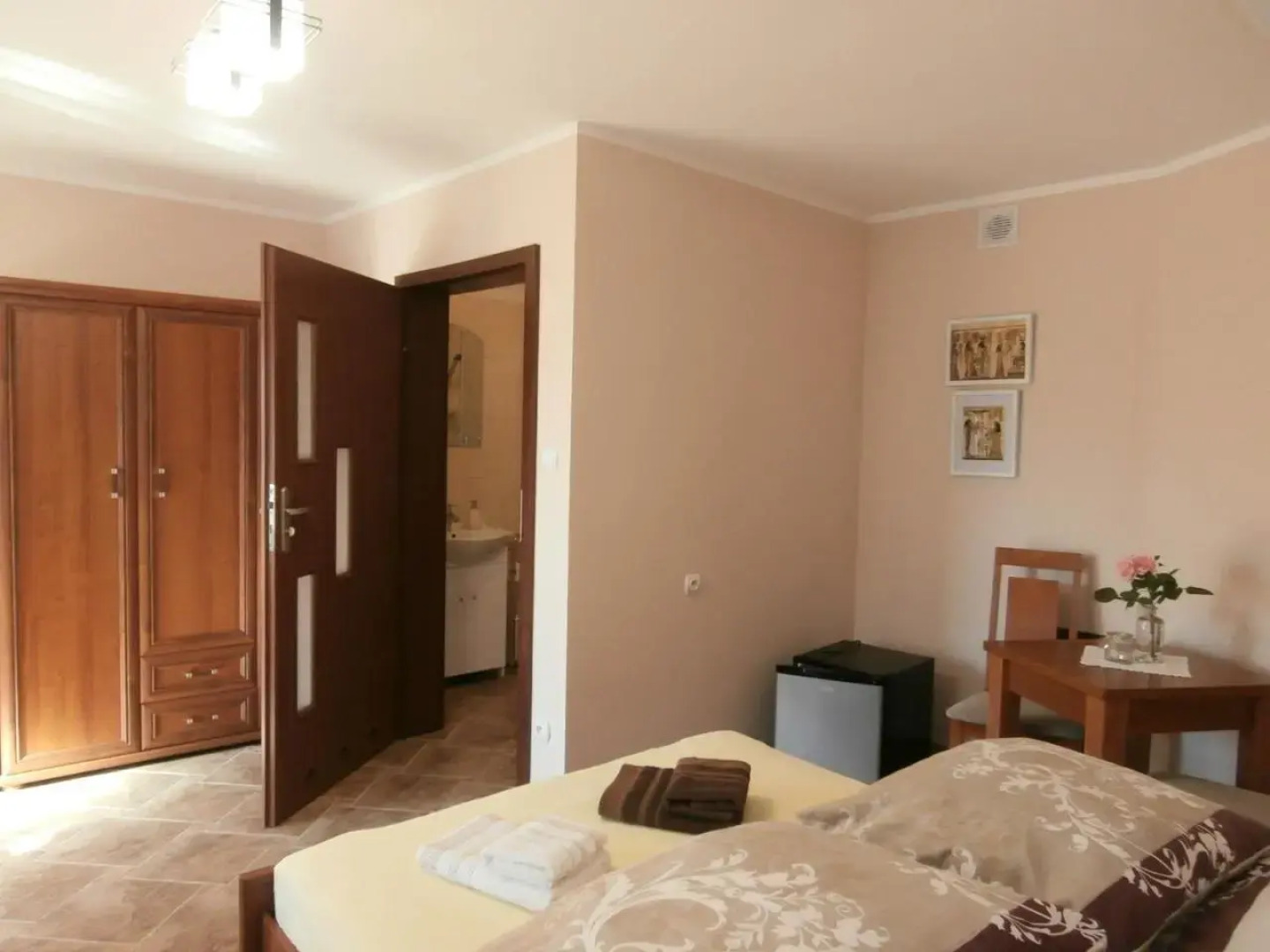 Pokoje Gościnne - Noclegi Charzykowy