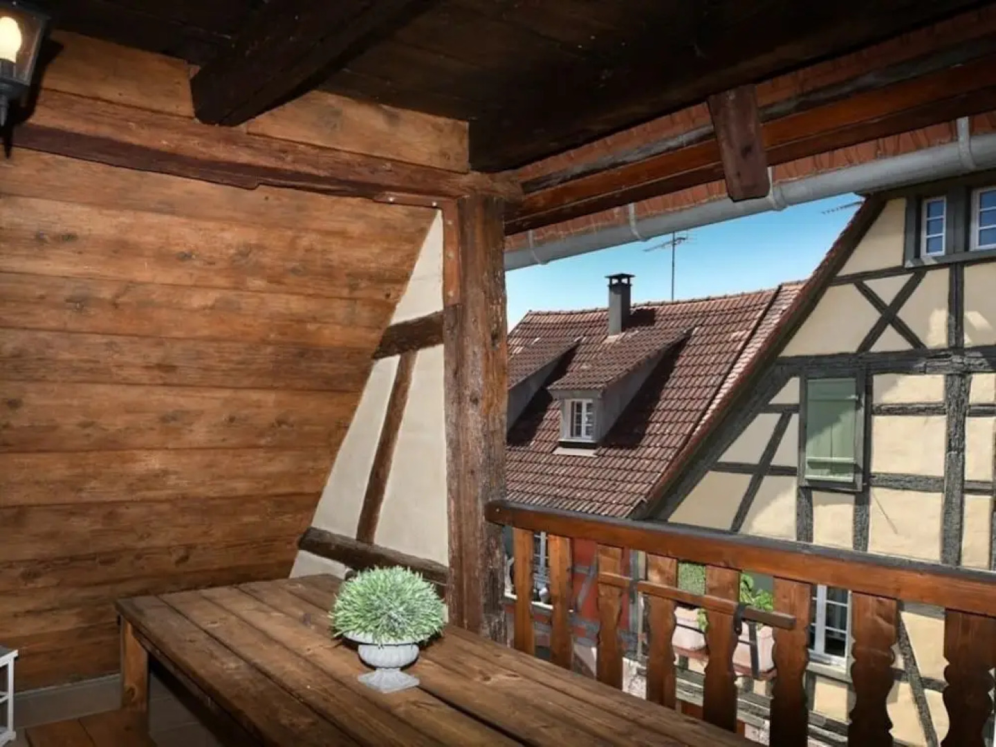 Un balcon sur les toits