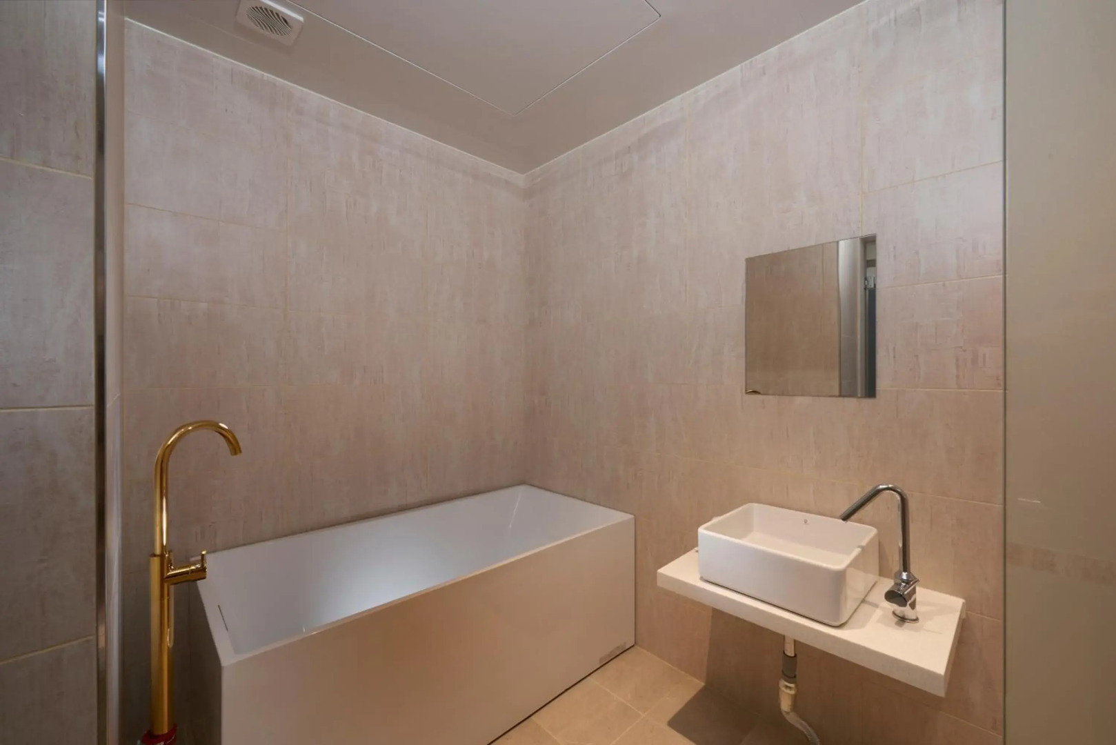 Benikea Yangsan Hotel