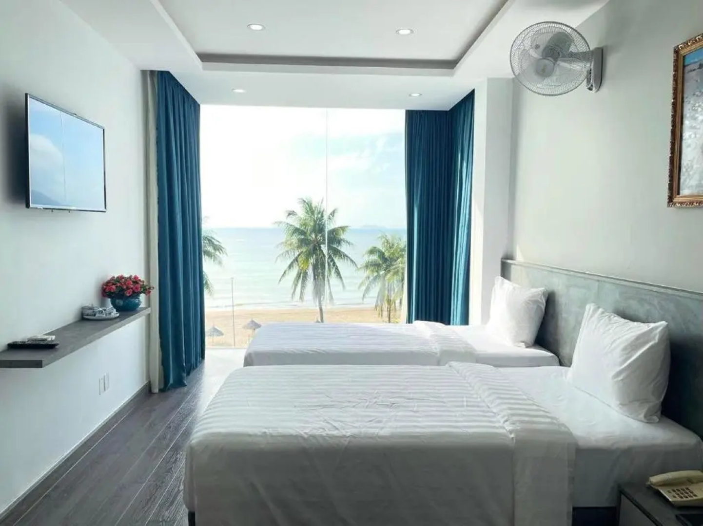 Y Linh Hotel