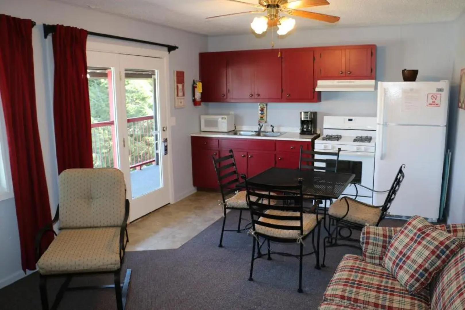 Boundary Waters Resort & Marina