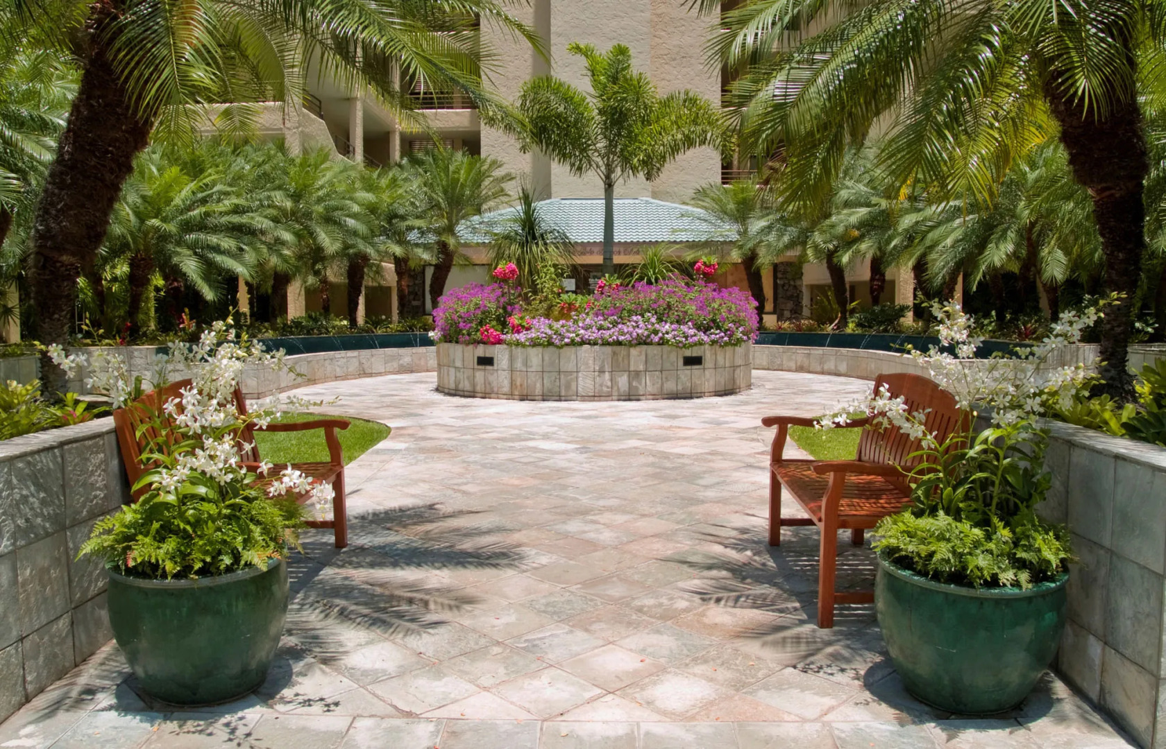 Polo Beach Club Vacation Rentals - APlus Resorts