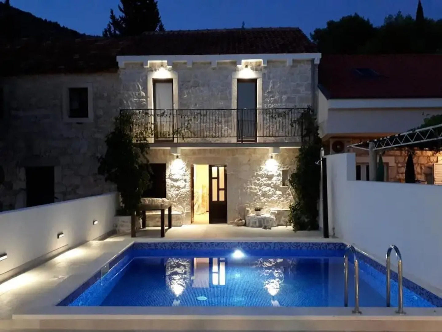 Villa Dragi, Villa With Pool and big Terrace, sea View, Peacfully and Quite