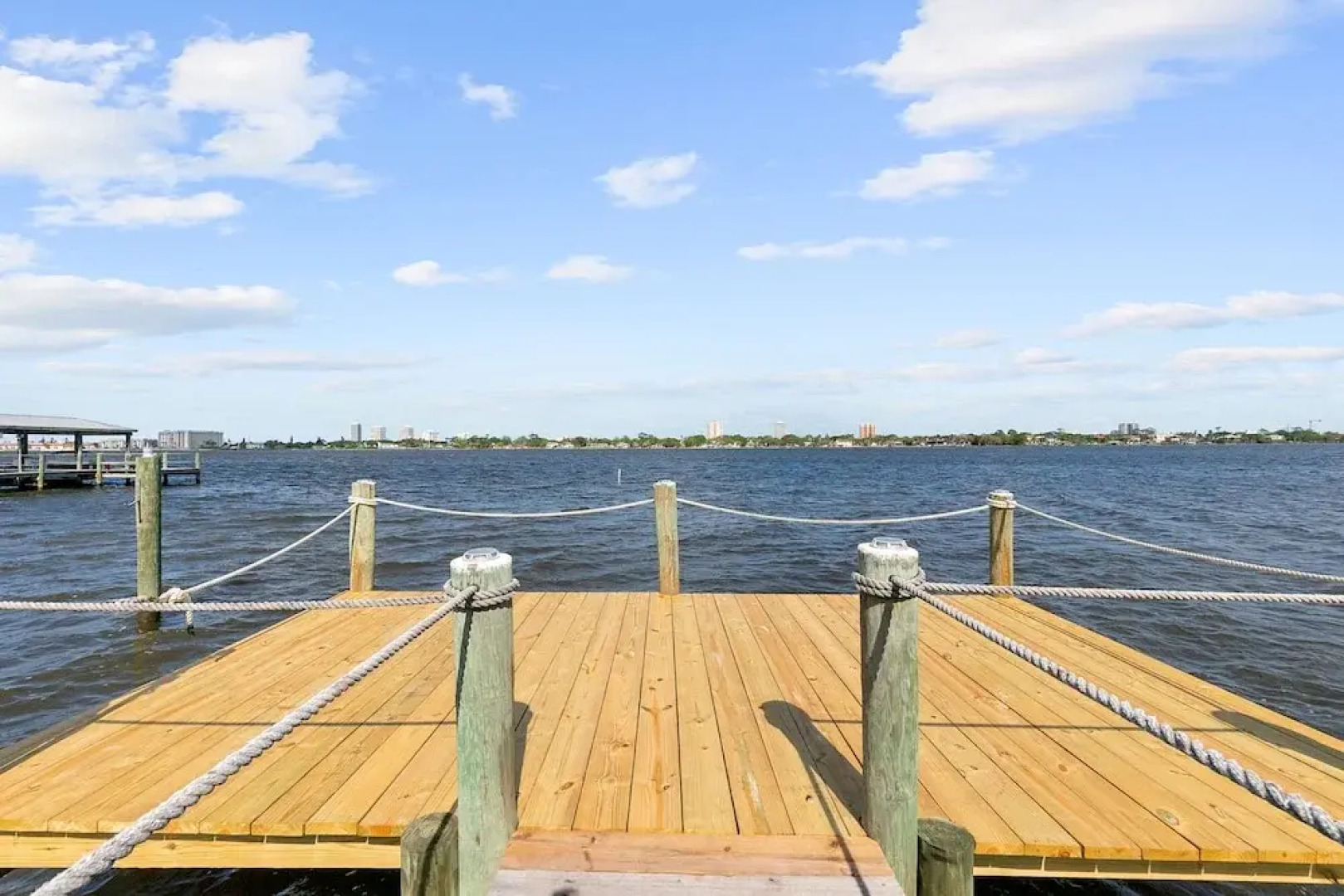 Waterfront 4 Bed House Daytona Beach FL