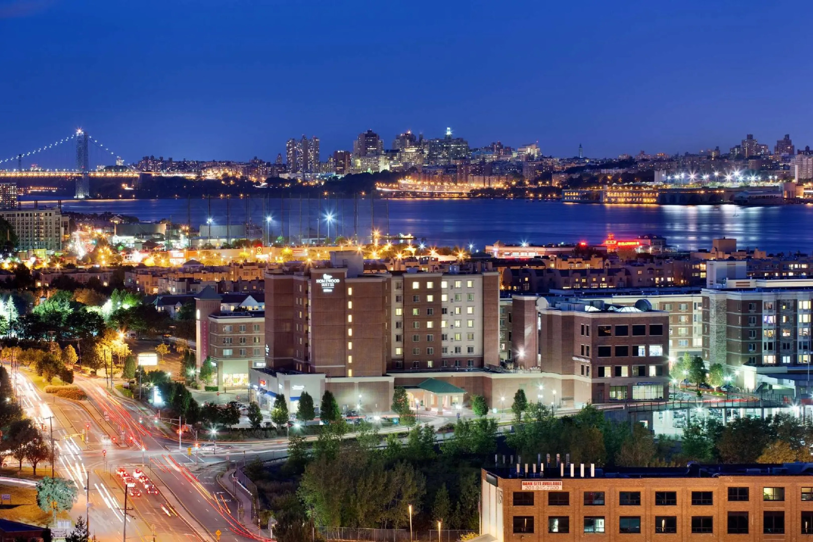 Homewood Suites by Hilton Edgewater