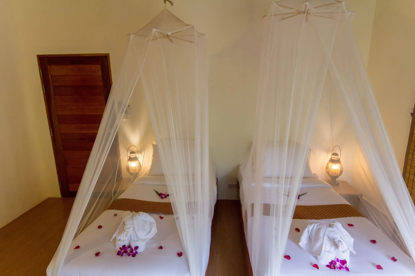 Anurak Community Lodge