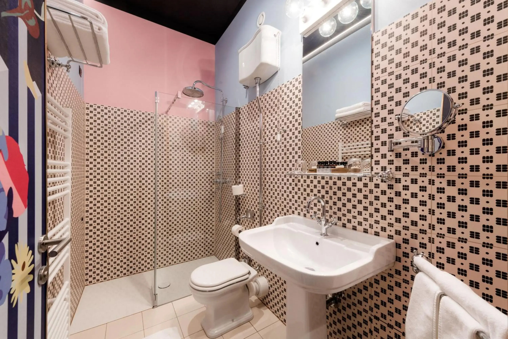 Winery & Design hotel ROXANICH