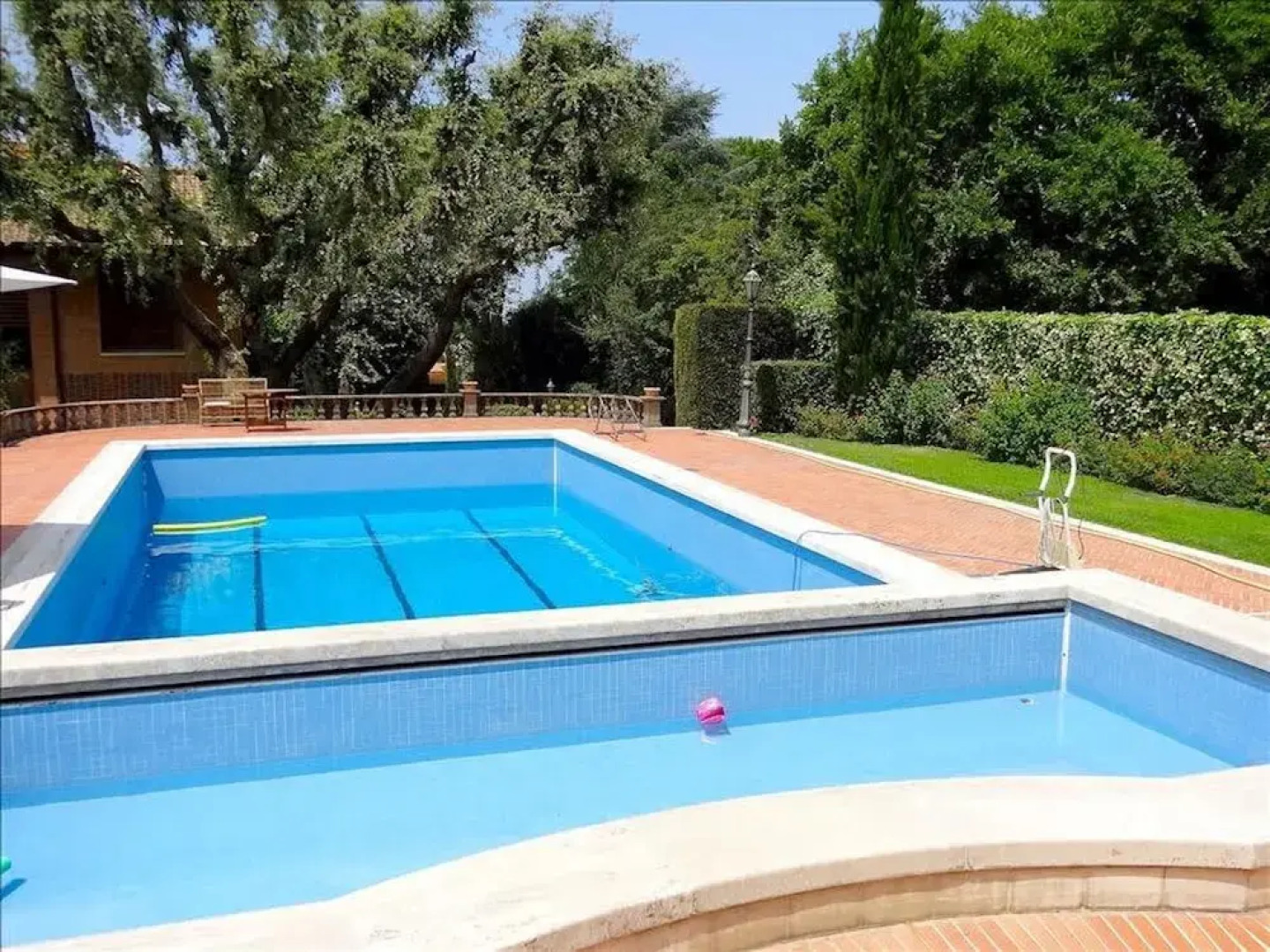 Near Rome Villa Pool Tennis Courts Perfect Family Reunion or Off-site Meeting