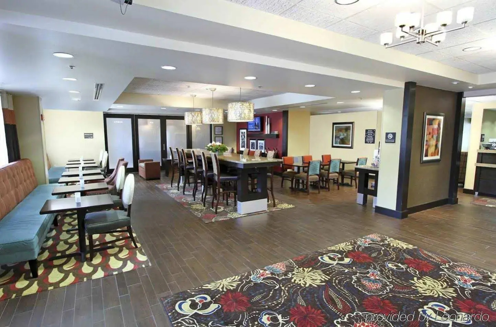Hampton Inn Birmingham-Colonnade 280