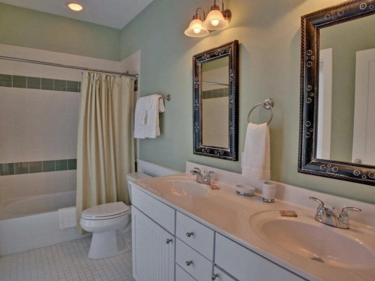 MCBTS018 Creek Park - Three Bedroom Cottage