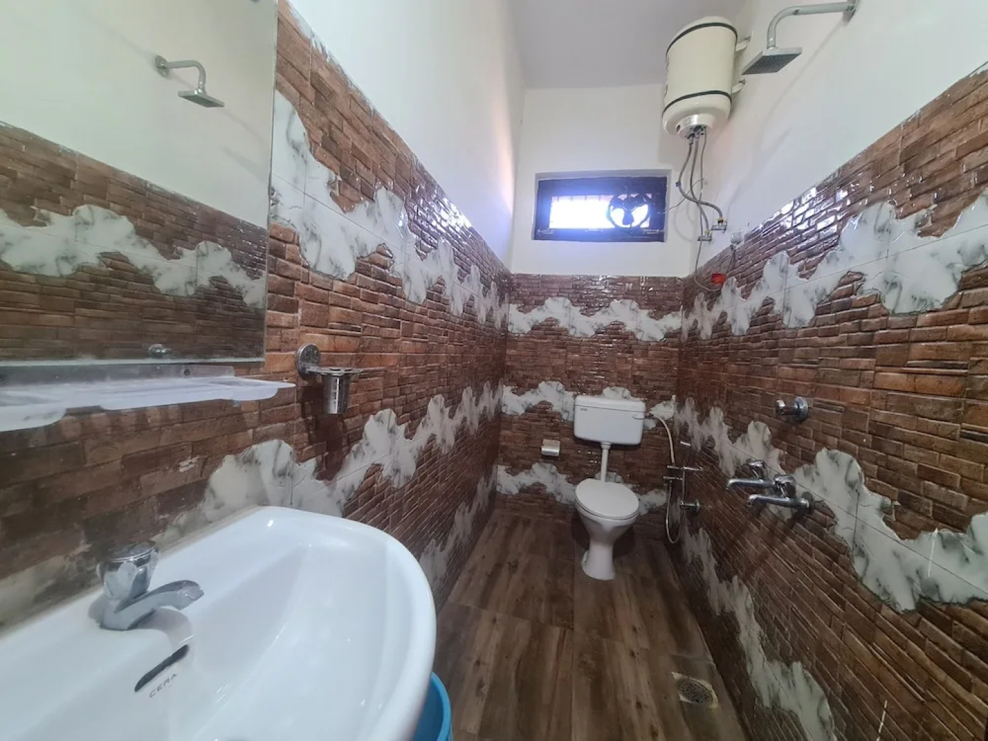 Hotel Grand Raga