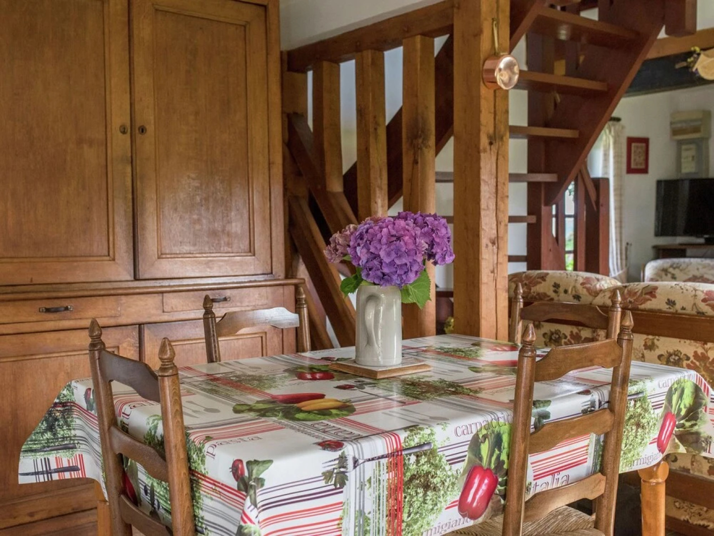 Rural, Detached Holiday Home With Pleasant Garden Near the French West Coast