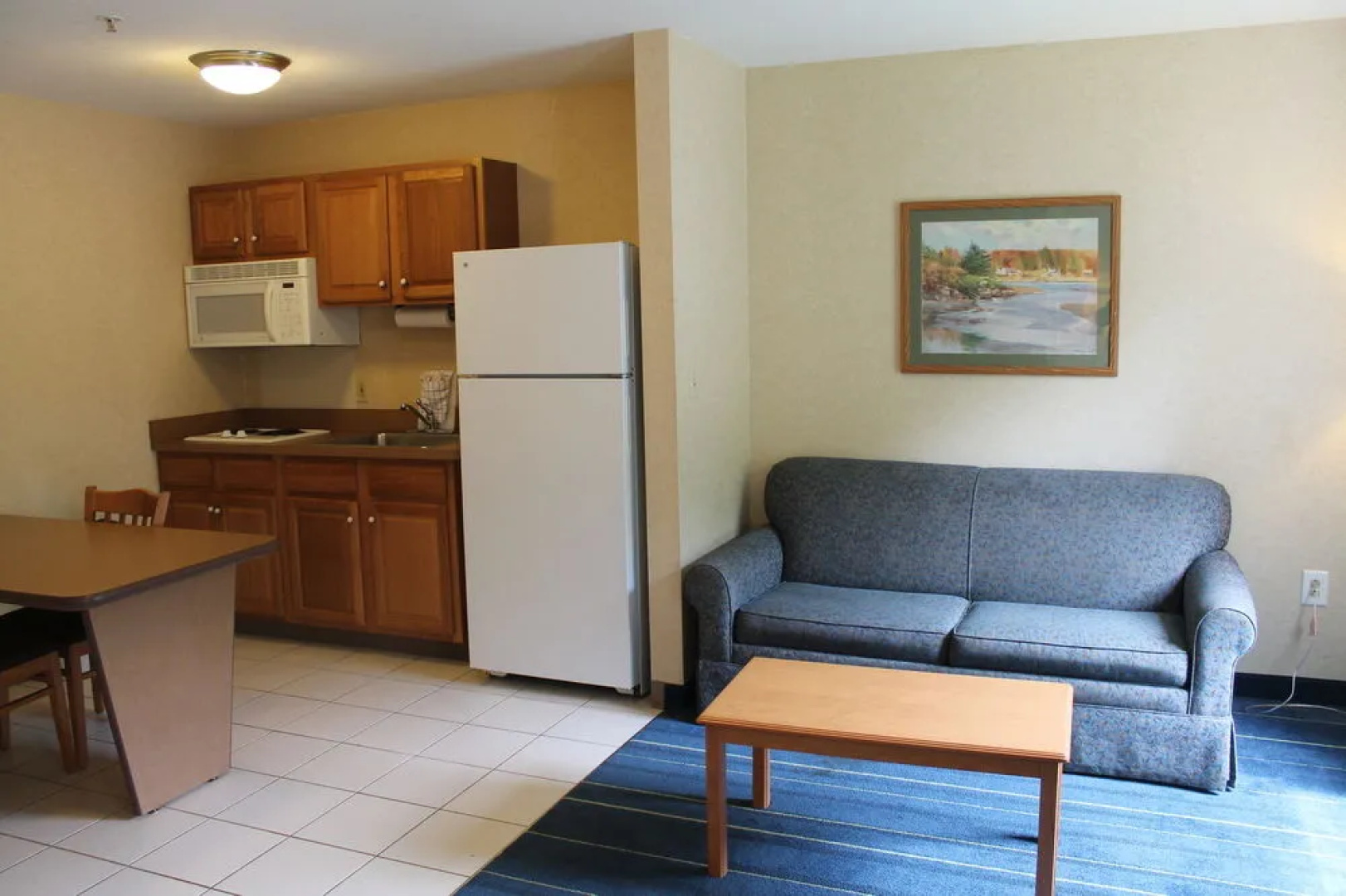 Days Inn & Suites Bridgeport - Clarksburg