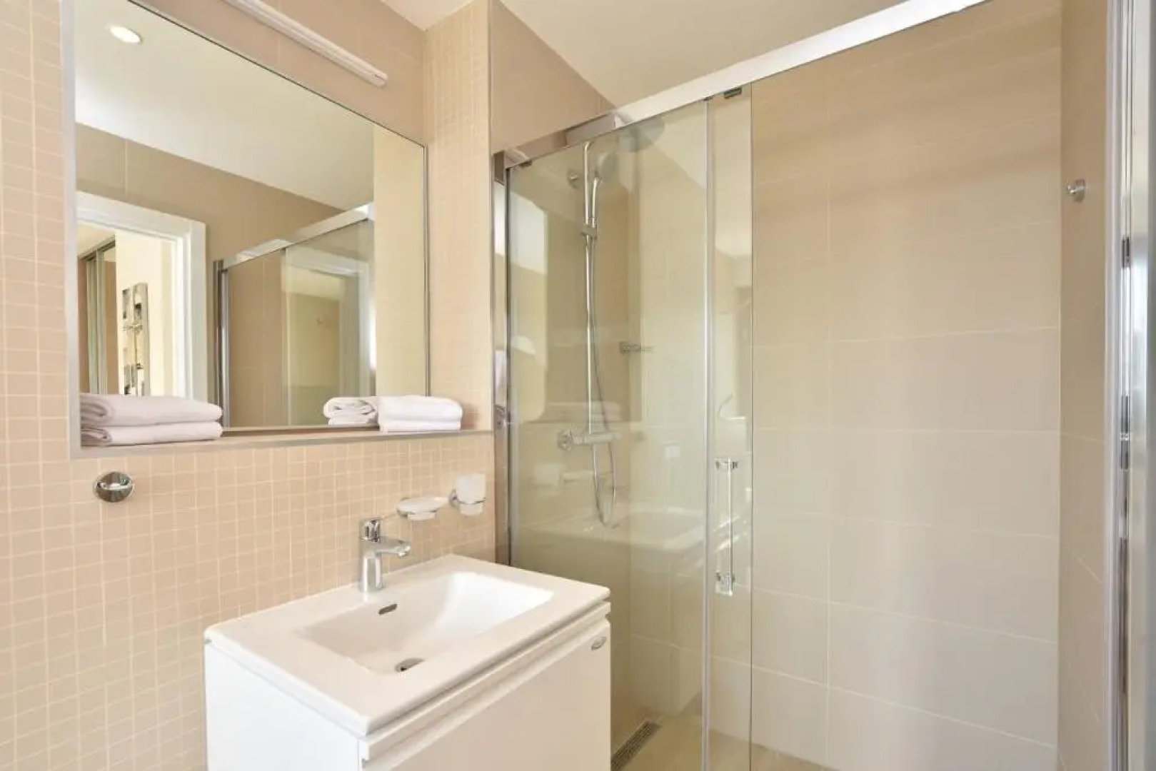 Luxury, seafront Villa Petra with heated pool only 50m from beach