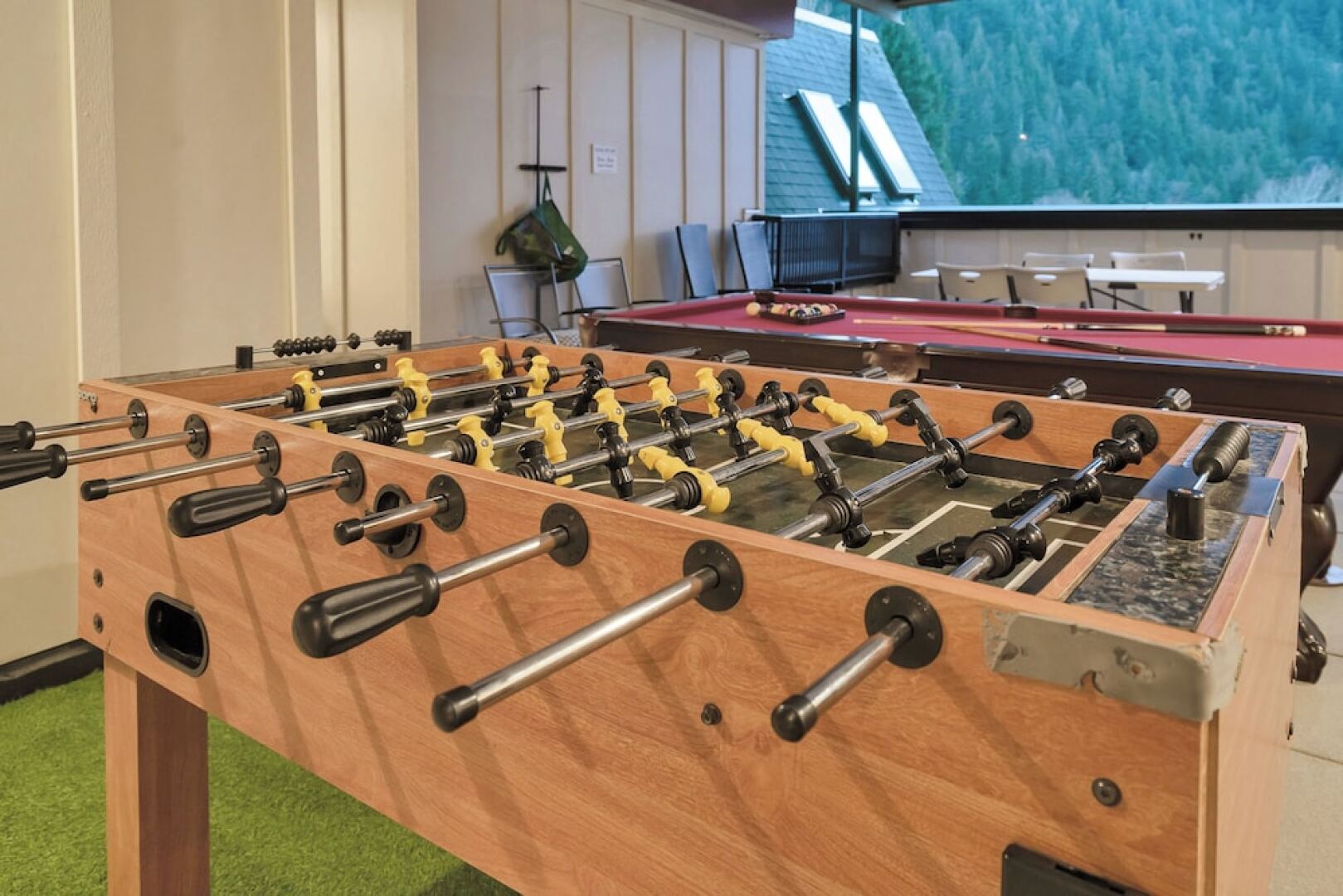 Lakefront Lux 2BR Symphony Of Comfort