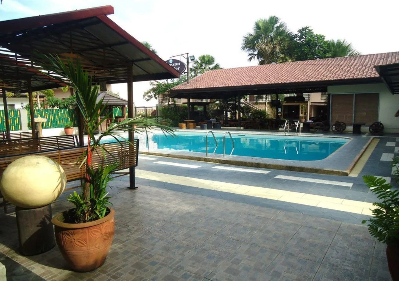 Quezon Premier Hotel Lucena