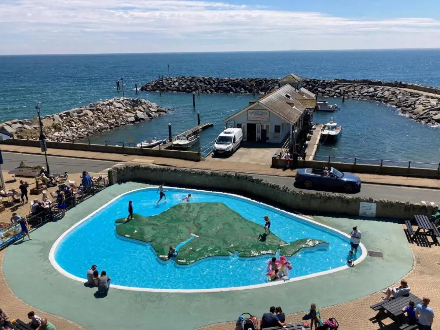 Flat 2, 1 Alexandra Gardens - Pet friendly