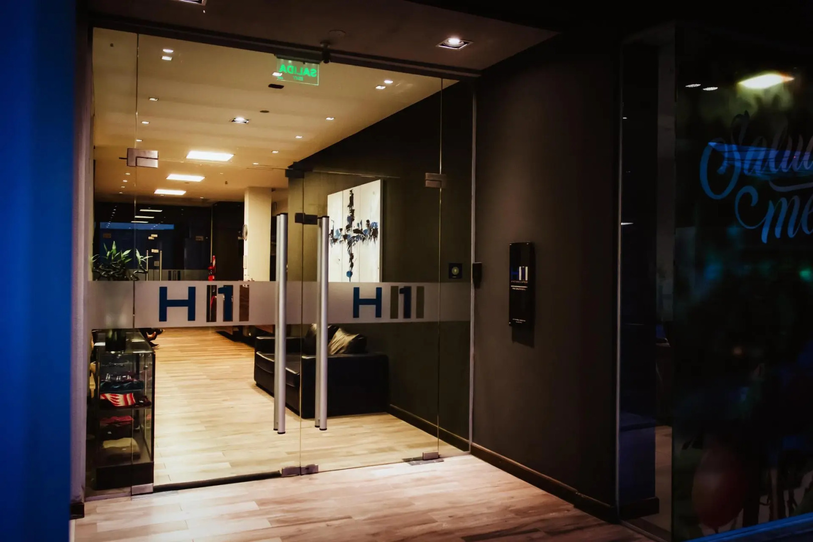 H1 Apartments Express