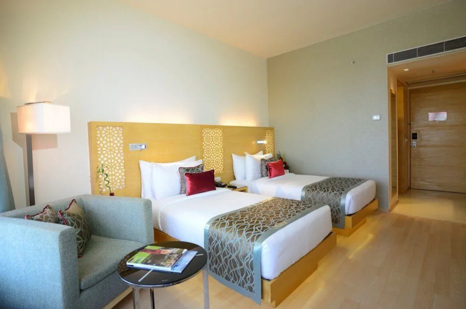 The Gateway Hotel GE Road