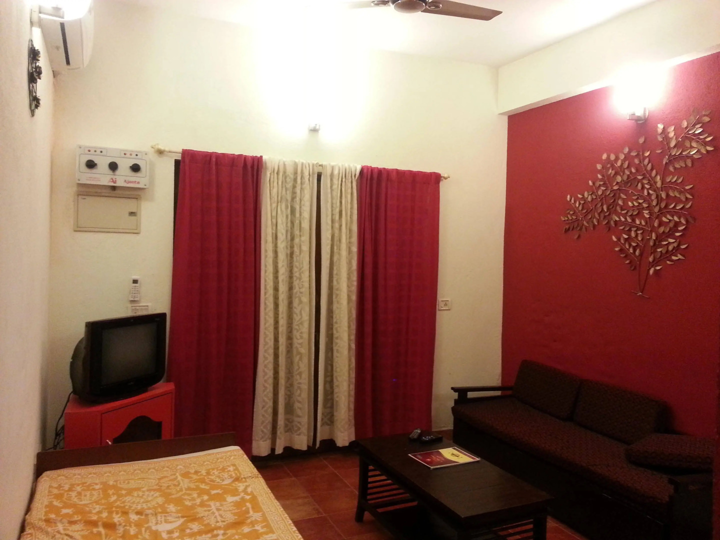 Smiley Holidays Serviced Apartments