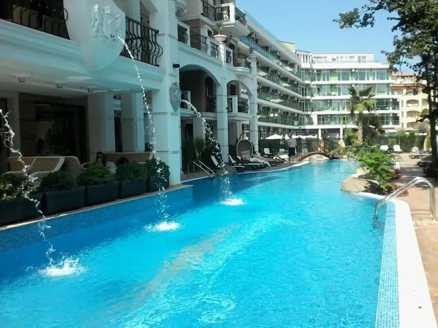 Harmony Suites 8 & 9