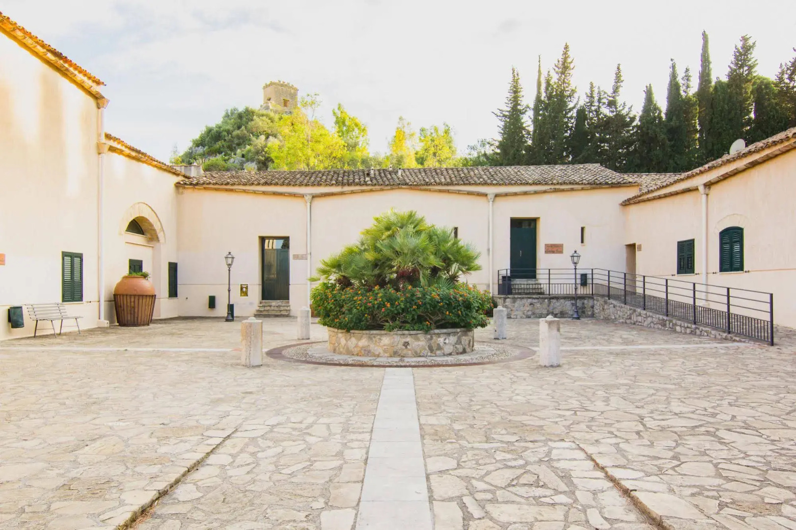 Torre Artale Hotel & Residence