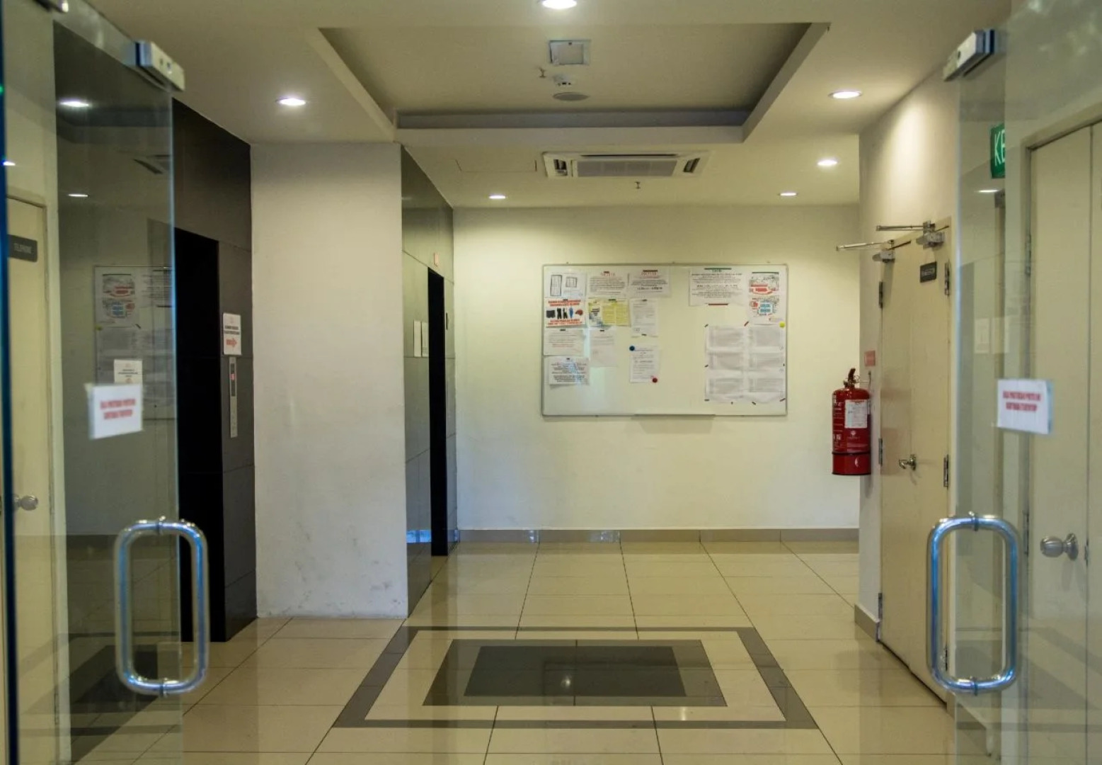 De' Viana Hotel & Apartment