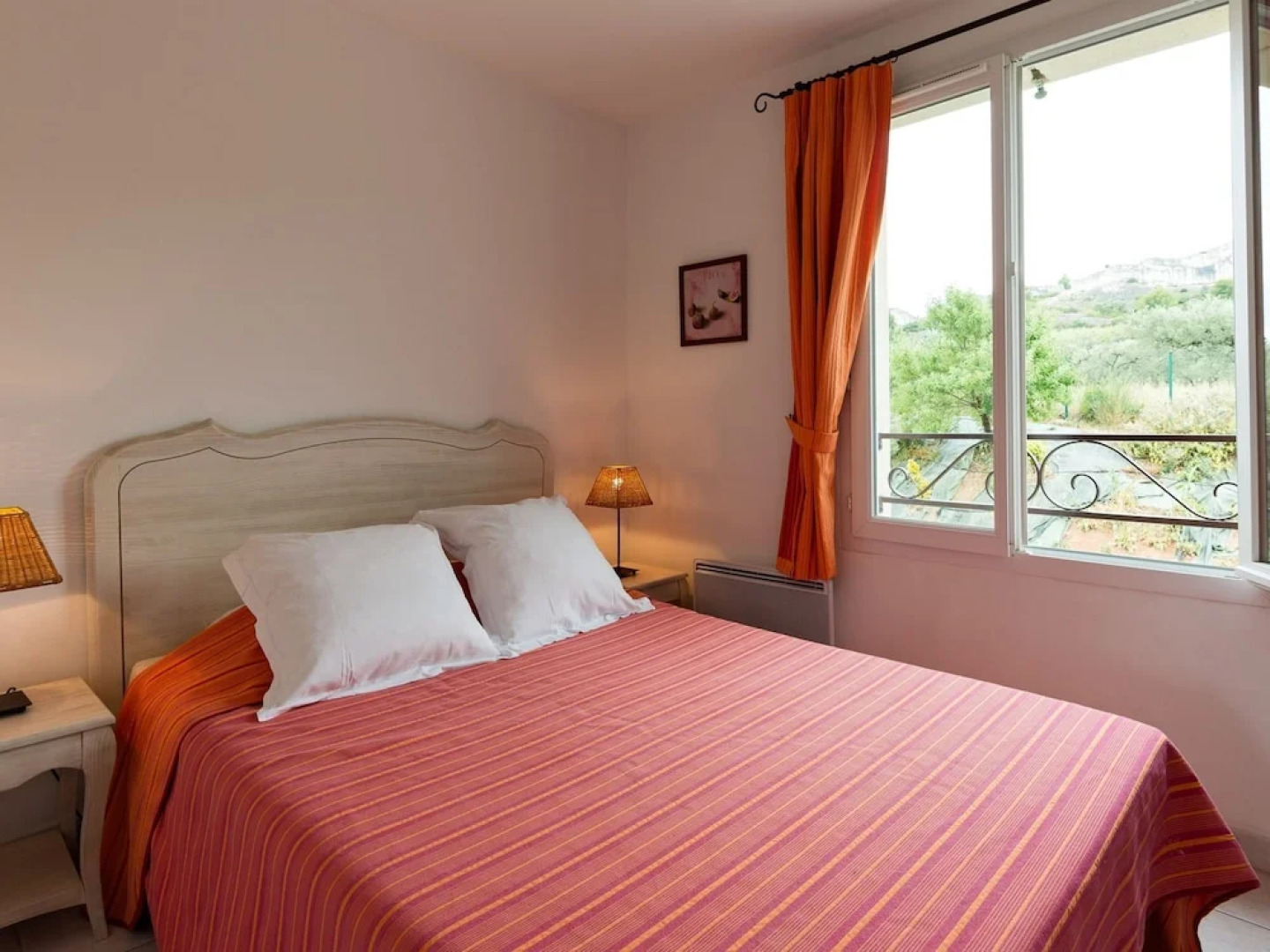 Apartment in Provencal Style in a Beautiful Landscape