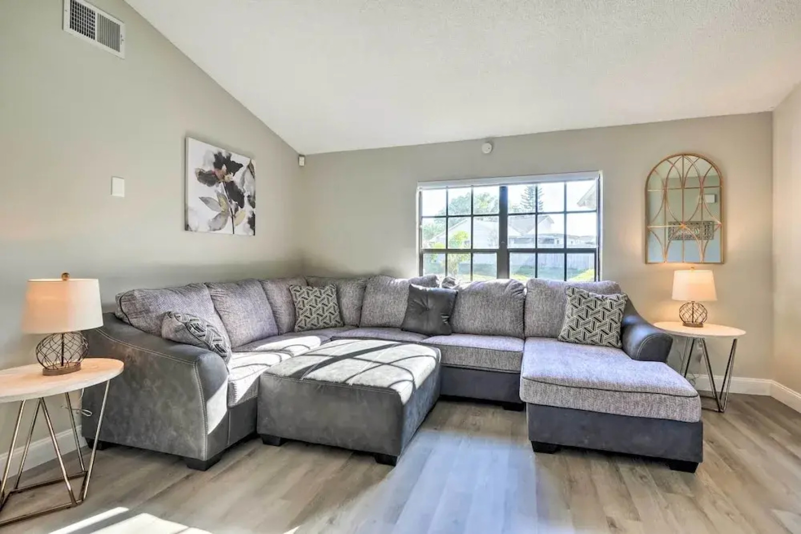 Waterfront Port Richey House w/ Heated Pool!