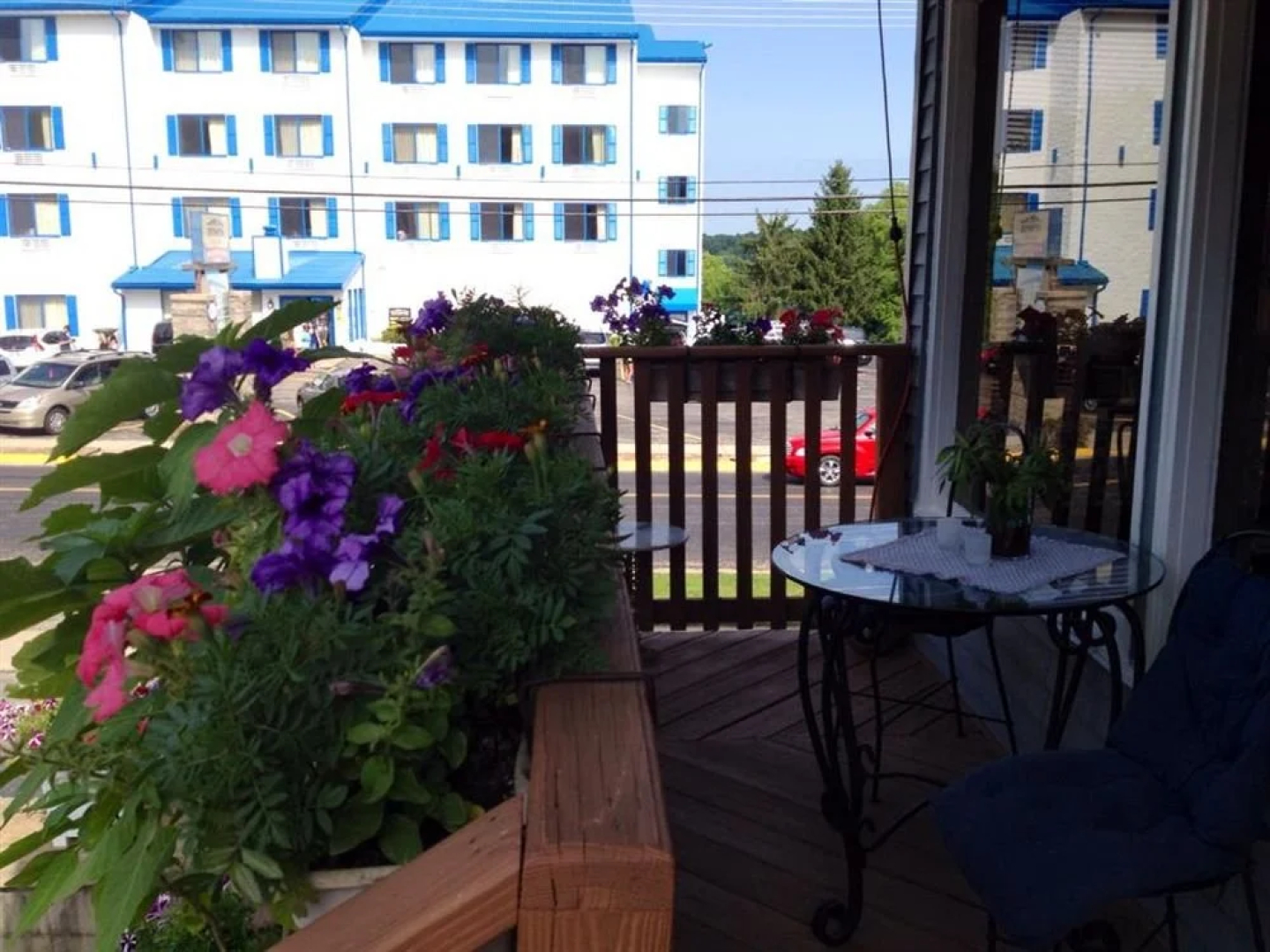 Bridge View Motel