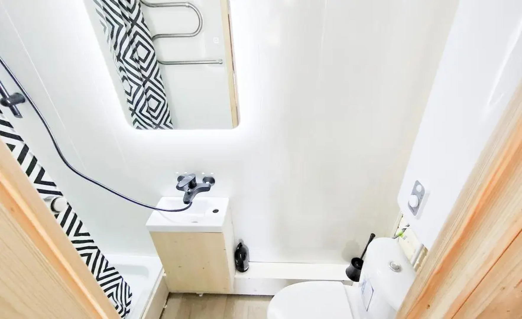 Domove (Домов) на улице Адмирала Крюйса