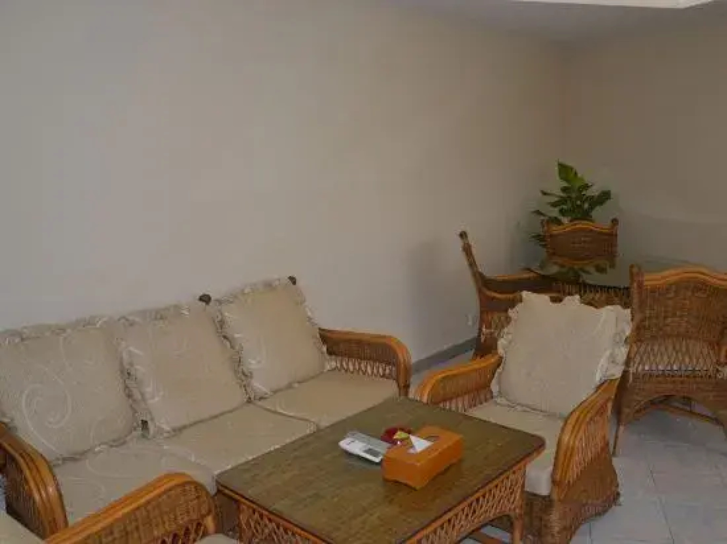 Wuzhi Mountain Tourism Villa