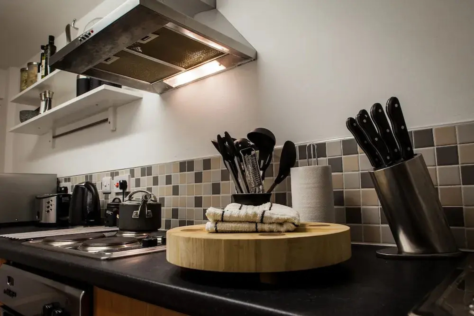 Central Suite - Simple2let Serviced Apartments