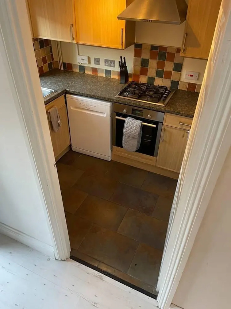 Lovely 2-bed House in Rochester