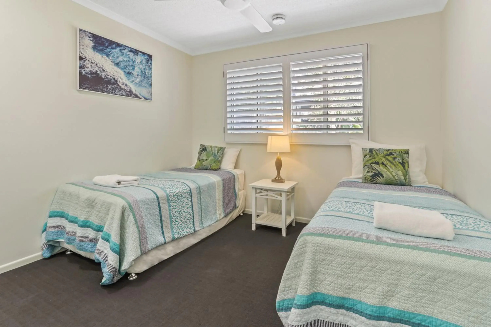 Seaside apartment minutes from Sunshine Beach