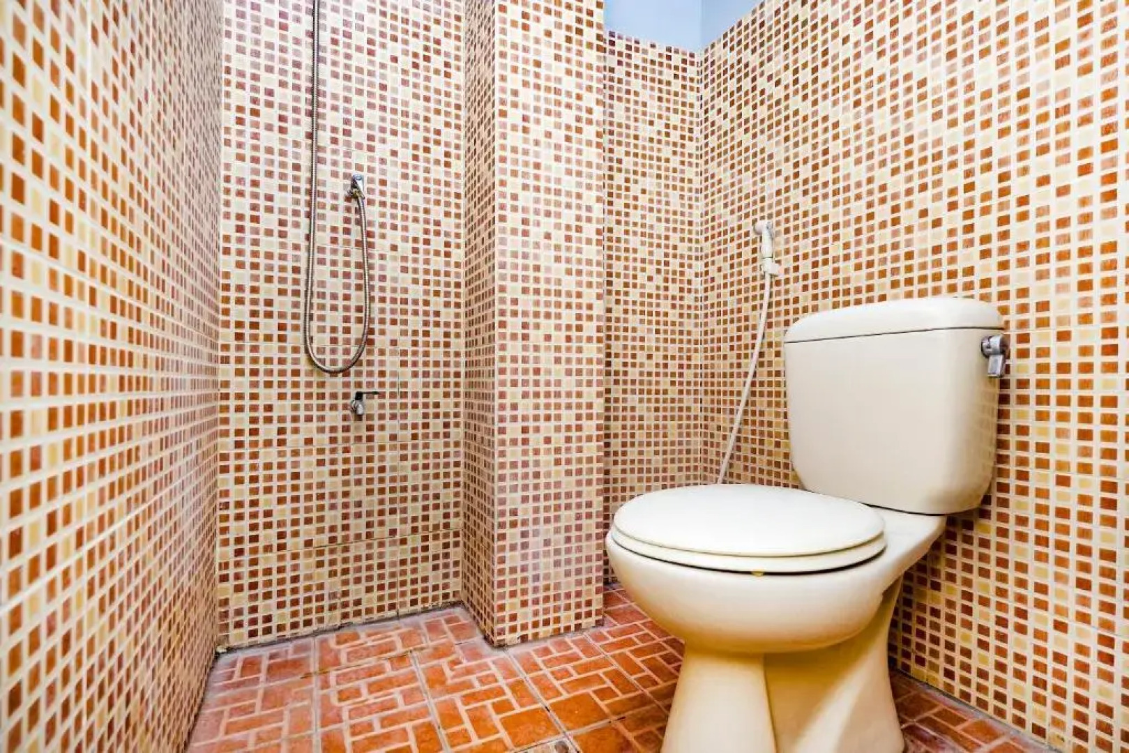 SPOT ON 2209 Solo Point Guest House Syariah