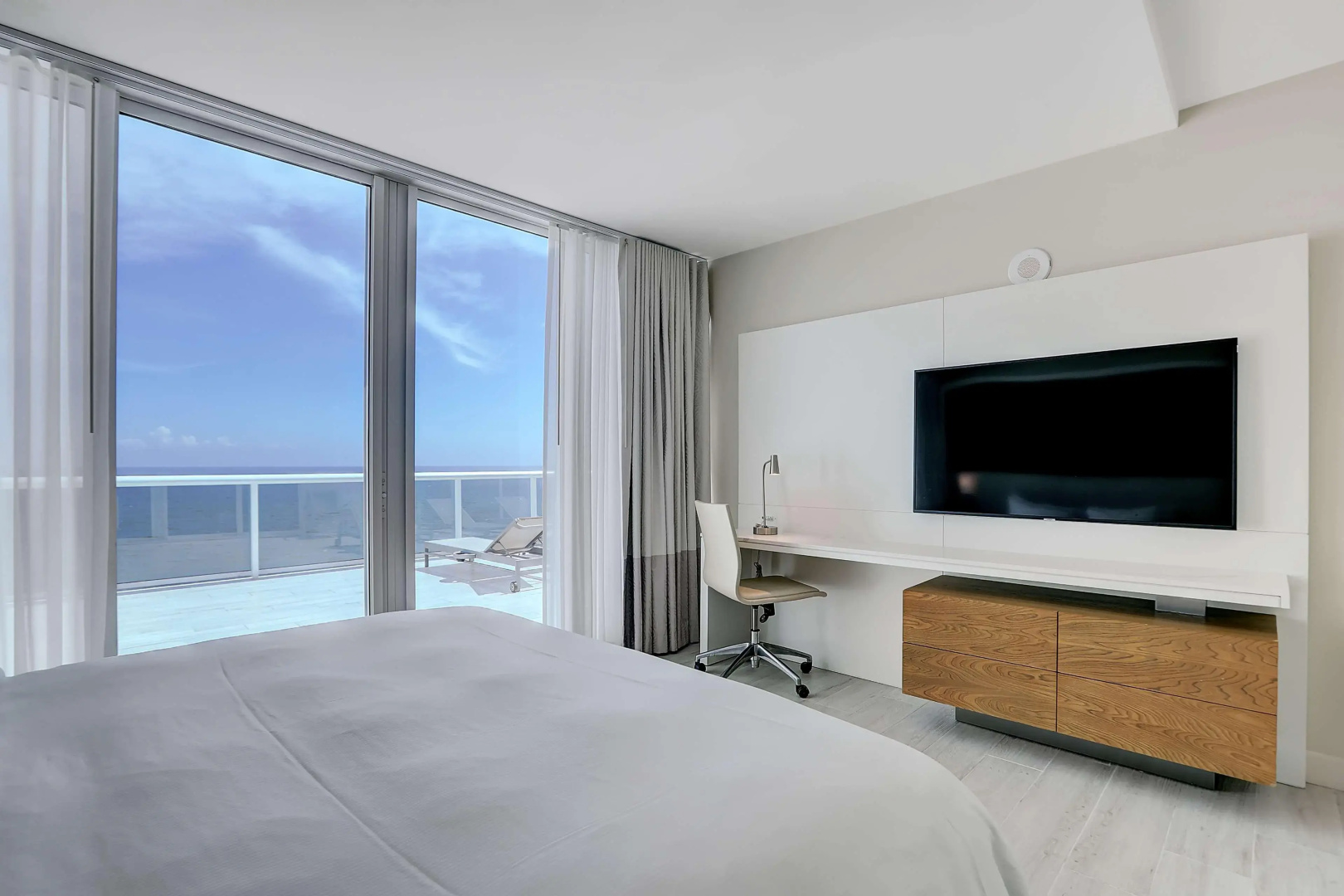 Beach House Fort Lauderdale, A Hilton Resort