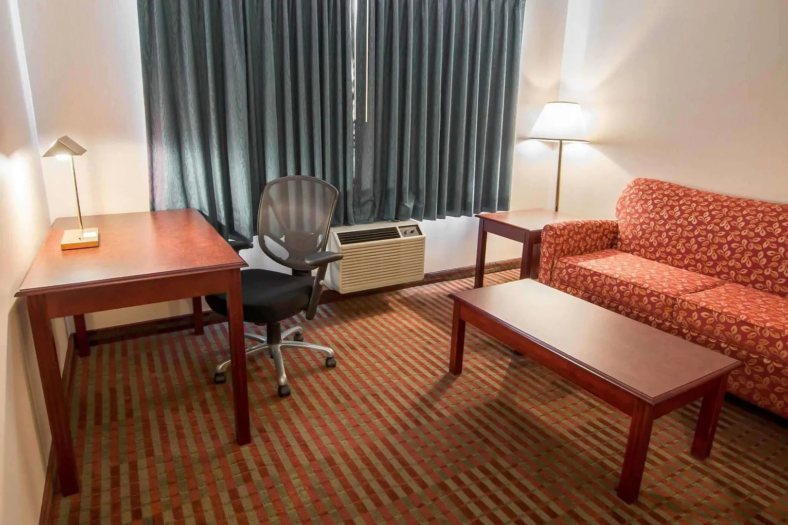 Bridgeway Inn & Suites Sublimity