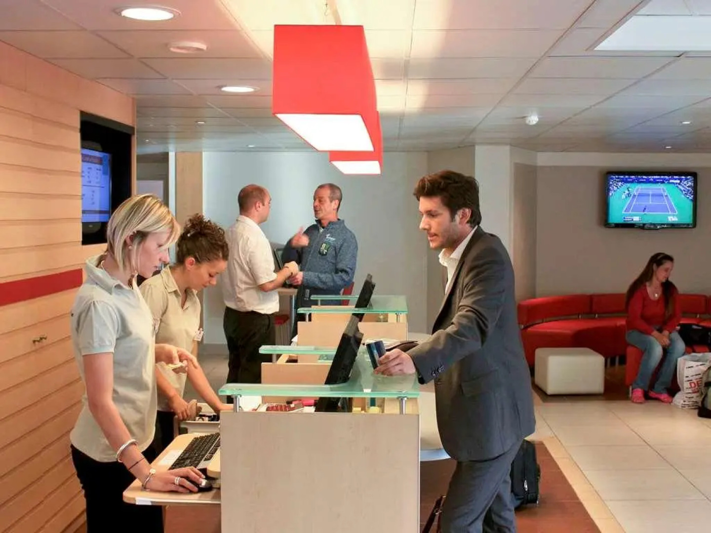 ibis Loriol Le Pouzin