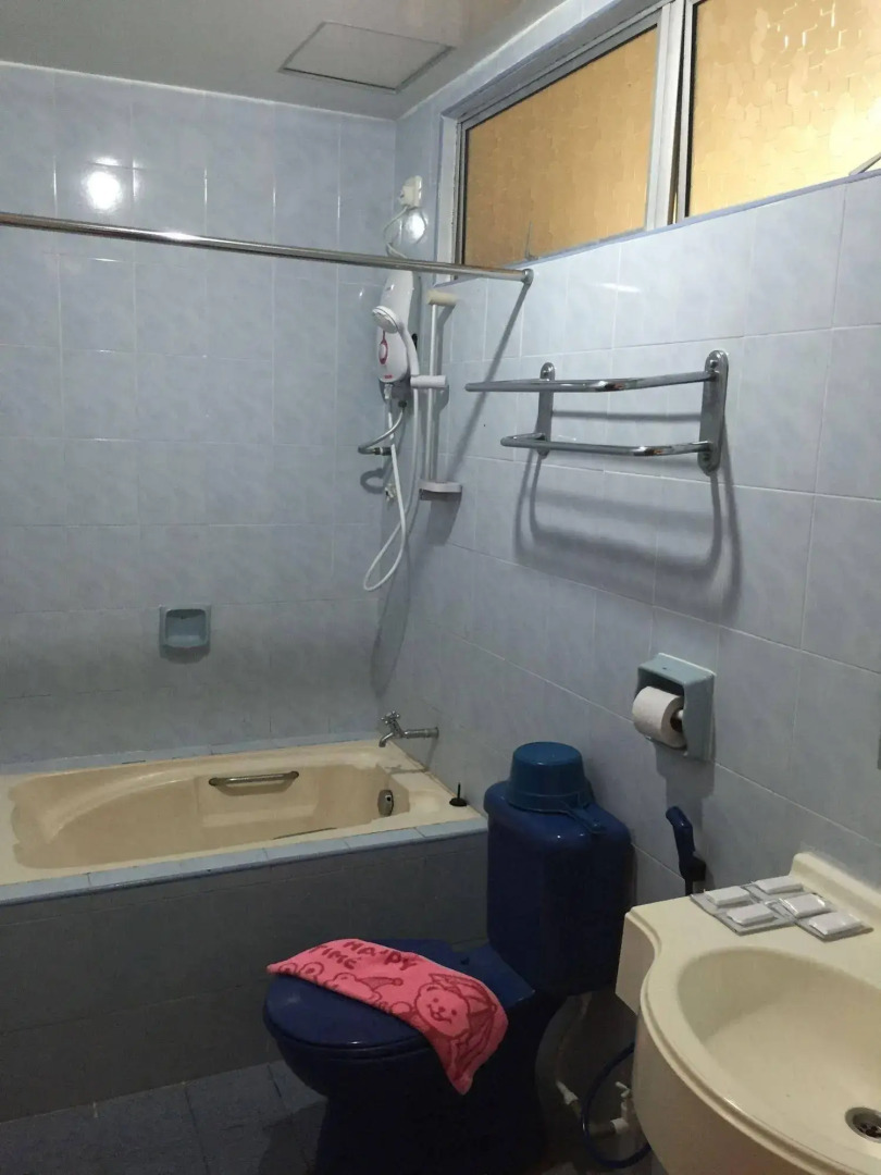 Teluk Batik Holiday Apartment