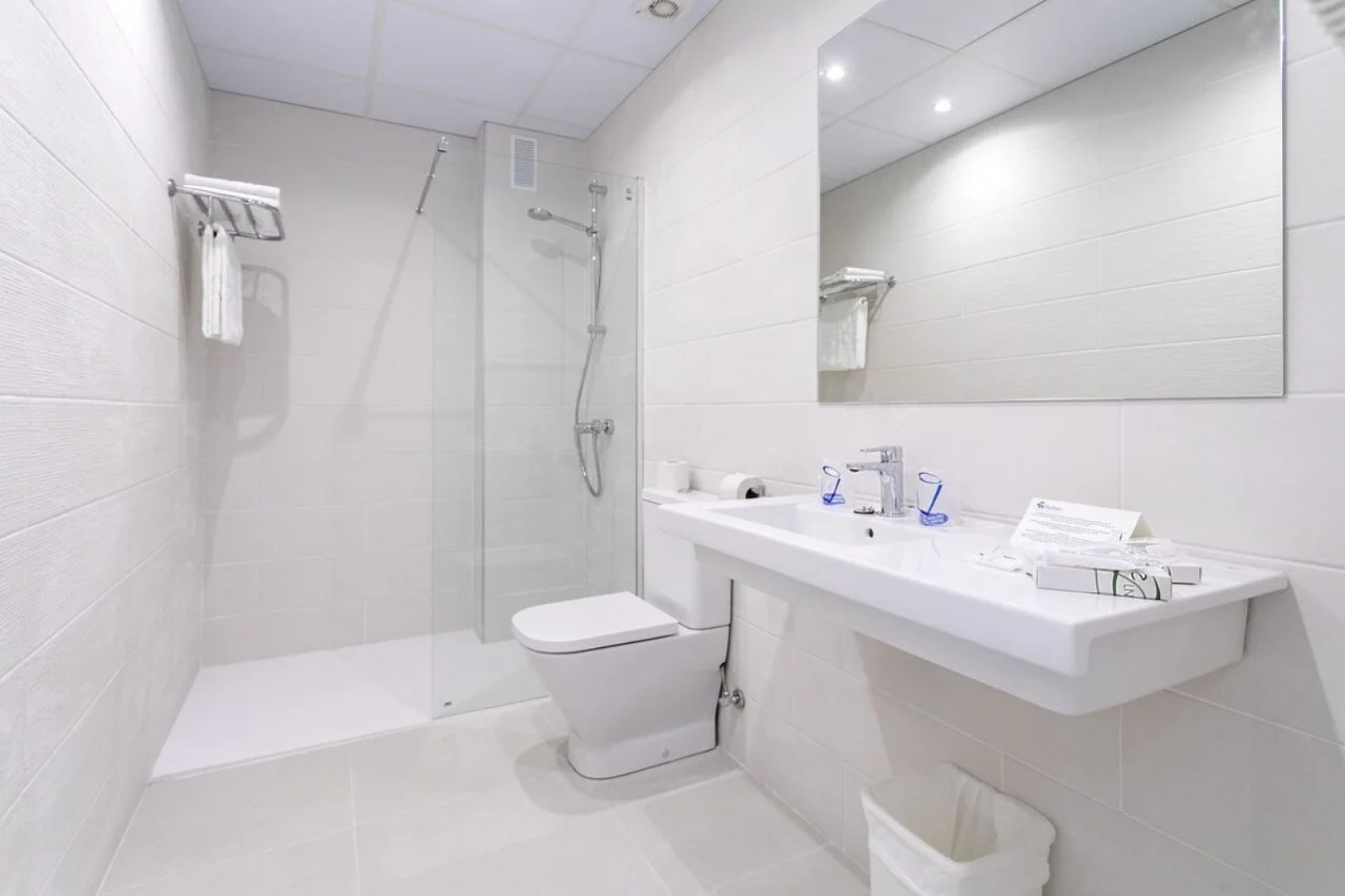 Отель Moon Dreams Roquetas