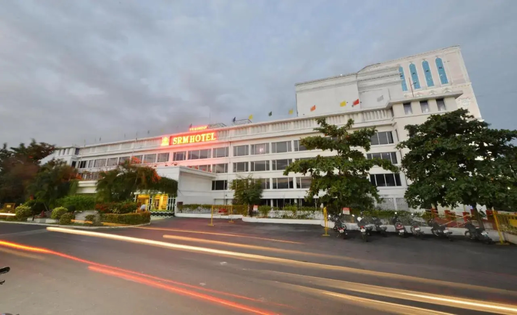 SRM Hotel Maraimalai Nagar