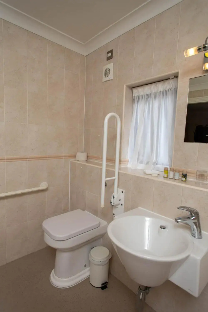 Waterloo Hotel Lodge